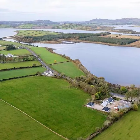 Luxury Log With Private Hot Tub & Sea Views Letterkenny