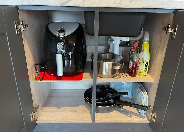 Luxury Log With Private Hot Tub & Sea Views Апартаменты