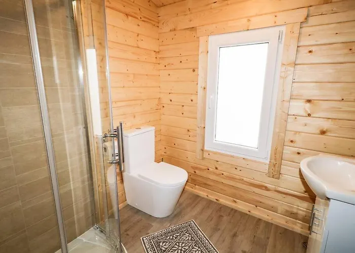 Luxury Log With Private Hot Tub & Sea Views Appartement Letterkenny